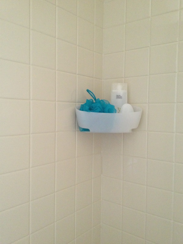 Tips for organizing a small bathroom