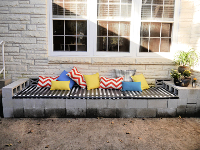 How to make a cinder block bench