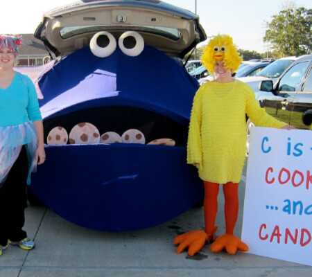 Cookie monster trunk or treat 600