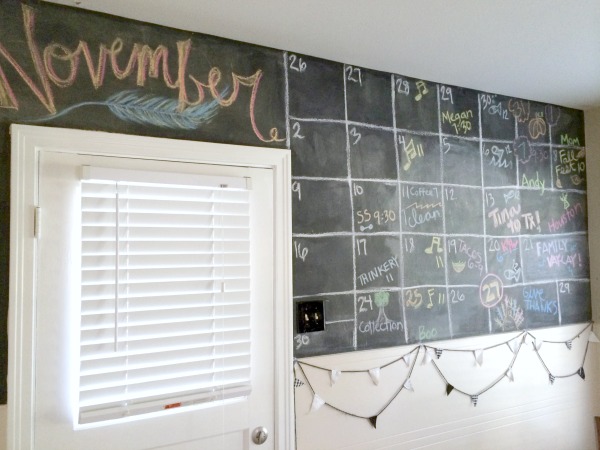 How to make a chalkboard calendar