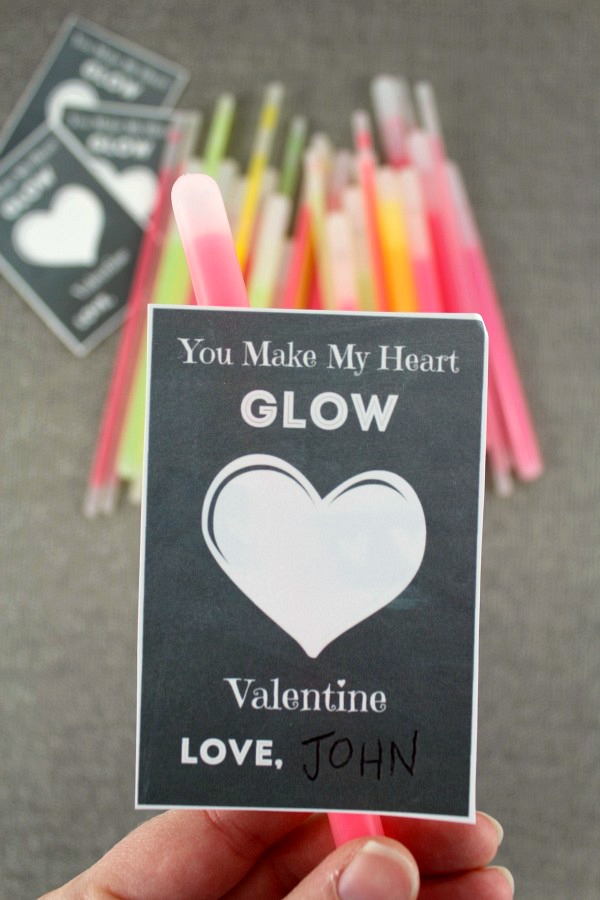 glow stick valentine for kids