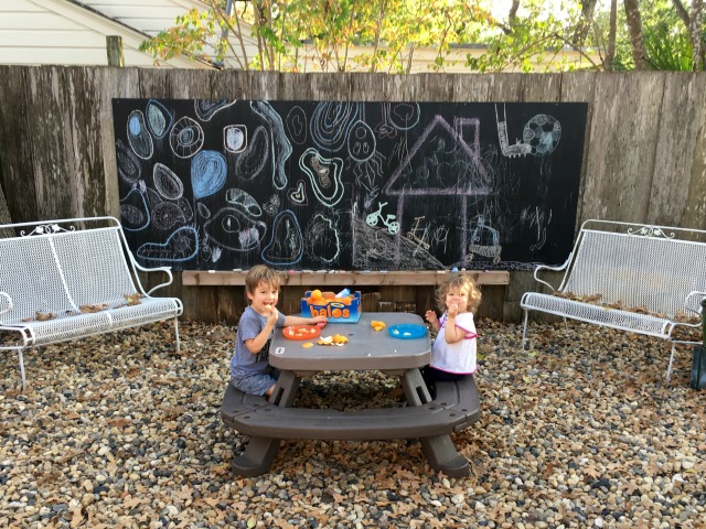 Giant outdoor chalkboard