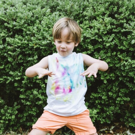 How to make sharpie tie dye tshirts with kids