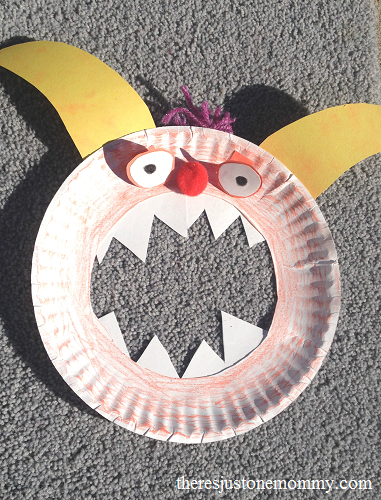 Monster paper plate craft