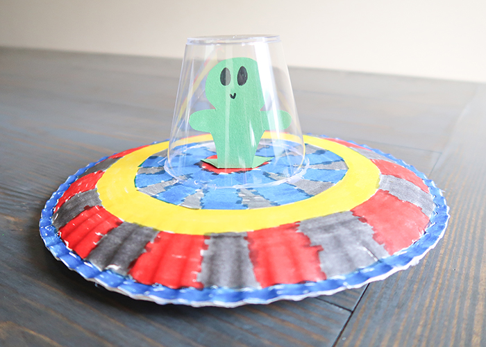 UFO paper plate craft