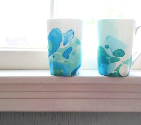 DIY-marbled-mugs