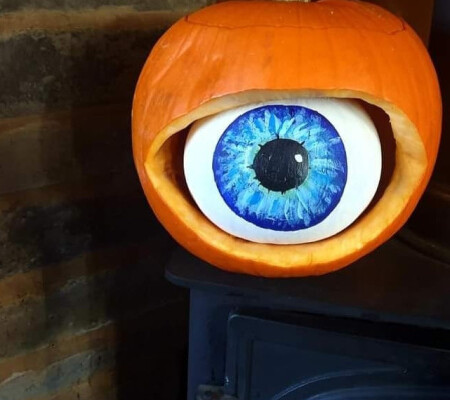DIY eyeball pumpkin